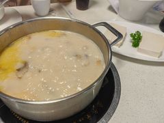 -煲王粤菜餐厅(中侨中心店)