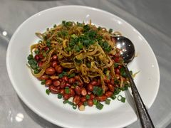 老醋银鱼花生-京味斋·北京烤鸭(北京南站洋桥店)