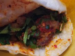-曾笼笼牛肉饼