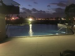 -上海滴水湖皇冠假日酒店