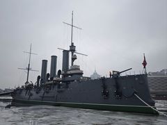 -阿芙乐尔号巡洋舰