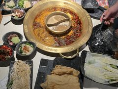 -哥老官重庆美蛙鱼头(西湖银泰十一哥店)