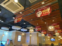 大堂-粤仔湾砂锅粥(广益哥伦布店)