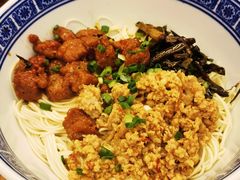 -沪西老弄堂面馆(定西路店)