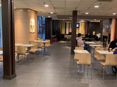 大堂-麦当劳(天津站三店)