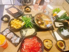-呷哺呷哺(新世界百货望京店)