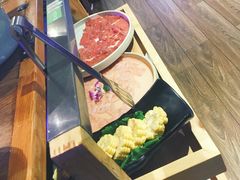 -三人行骨头王火锅(长寿店)
