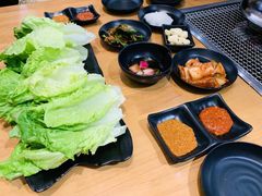 -肉甲韩国木炭烤肉(新壹街1店)