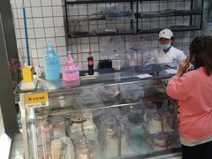 -爱上花开·蛋糕·安佳动物奶油轻奢私人定制(凯德店)