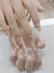 -晨·艺美甲美睫