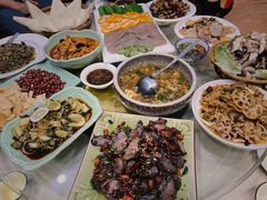 -三锅莊·牦牛肉火锅·香格里拉特色藏餐宴请餐厅(昆明创始店)