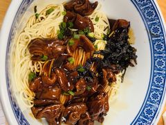 -沪西老弄堂面馆(定西路店)
