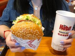 -The Habit Burger Grill 哈比特汉堡(复兴soho店)