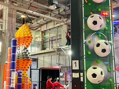 -嗨翻Hi-Fun竞技主题乐园·蹦床亲子生日轰趴(国光1937店)