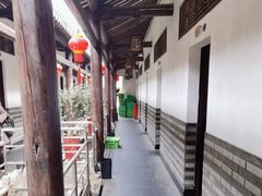 -唔呶喔哩酒家(生产街店)