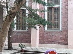 -香港大学