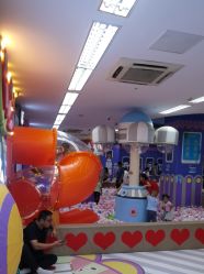 -孩子王童乐园(马群店)