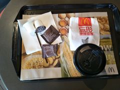 -麦当劳(常山服务区得来速店)