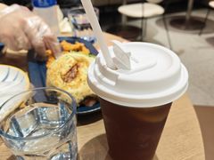 -必胜客(上海华谊新所店)