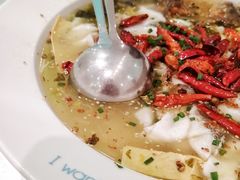 -姚姚酸菜鱼·金戈戈香港豉油鸡(喜荟城联名店)