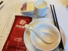 -湖庭壹品鸭王·传统北京烤鸭·别墅私房菜·庭院宵夜(江宁店)