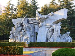 -上海市龙华烈士陵园