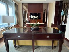 -深圳星河丽思卡尔顿酒店