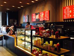 自助取餐区-星巴克(广州百信广场东区店)