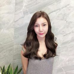-Miracle集简美发沙龙