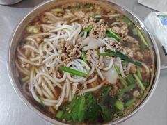 -正宗杨记普洱酸醋米线(总店)