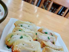 牛肉鍋貼-小姜锅贴(凤凰街店)