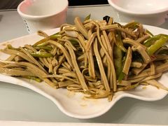 -清真磊磊烧烤老店(饮虎池街34号店)