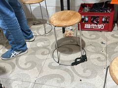 -叶新小吃店(来凤小区总店)