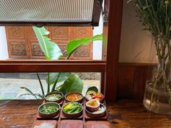 -银米·云南传统过桥米线(双廊黑金冠店)