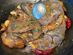 锅烧深海碟鱼头-大份-开海·红岛海鲜虾水饺(石老人店)