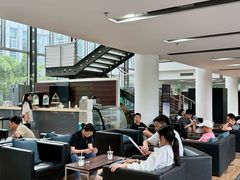 -厦门东之星奔驰4S店