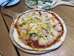 -文汇新民联合报业集团(上海报业大厦店)