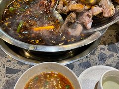 -肖肖酸萝卜鱼火锅(总店)