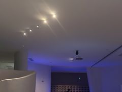 -涨巢·潮玩水疗局