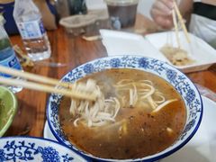 -叶新小吃店(来凤小区总店)