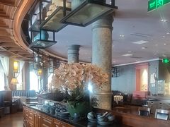 -八府香鸭·啫啫煲(华山路店)