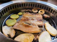 鲜五花肉-香猪坊韩国烤肉专属门店(魏公村店)