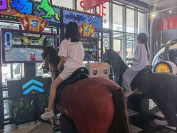 点击看大图 -嗨翻Hi-Fun竞技主题乐园·蹦床团建生日聚会(五棵松华熙店)