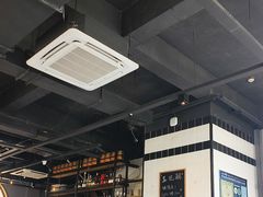-LENBACH兰巴赫西餐啤酒坊(大连东港店)