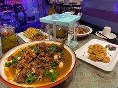 -巴特餐饮6加1音乐餐吧·新疆菜