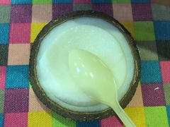 -志龙皇冠吃货椰子铺
