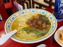 -金杨拉面王小吃面馆·牛三宝面·红烧牛肉粉