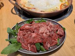 -洱火云南酸菜牛肉火锅(石景山当代商城店)