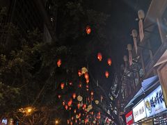 -八一路好吃街(雨田商务大厦店)