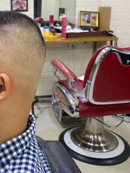 -纯剪男士理发馆·烫染专业店